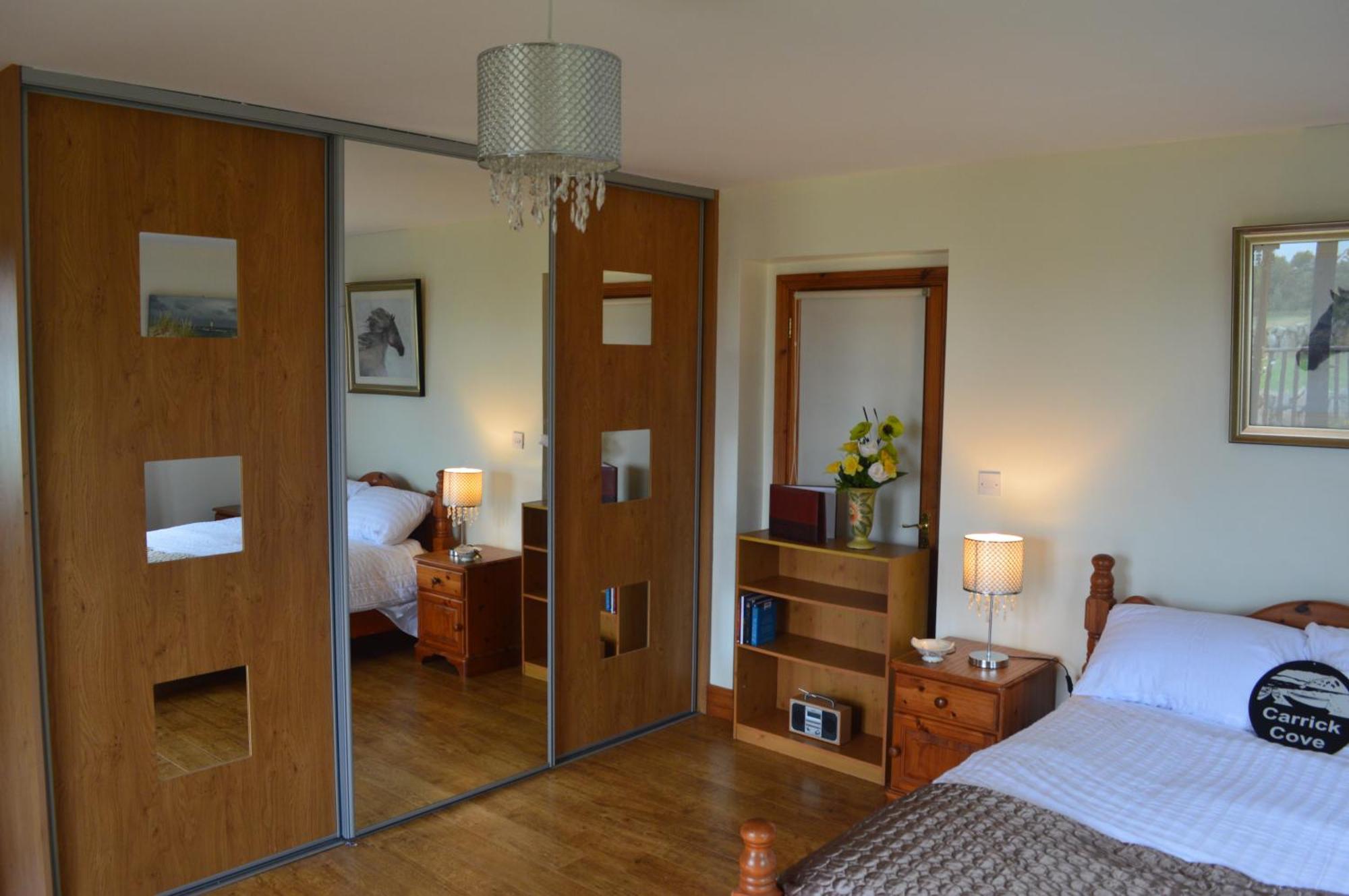 Carrick Cove Self Contained Accomodation With Private Decking Annalong Eksteriør billede